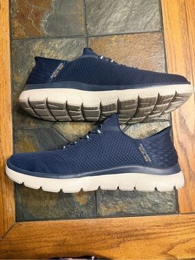 Skechers Men's Navy Mesh Slip-On Athletic Trainers with White Soles